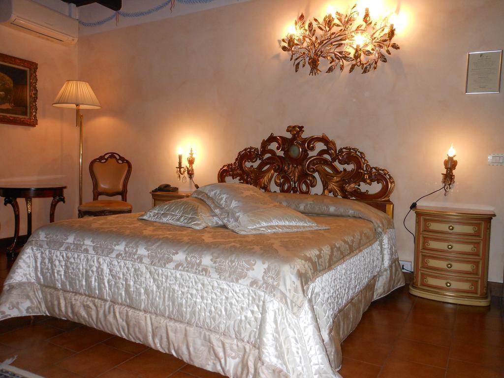 Agriturismo Cassinazza Orsenigo Экстерьер фото