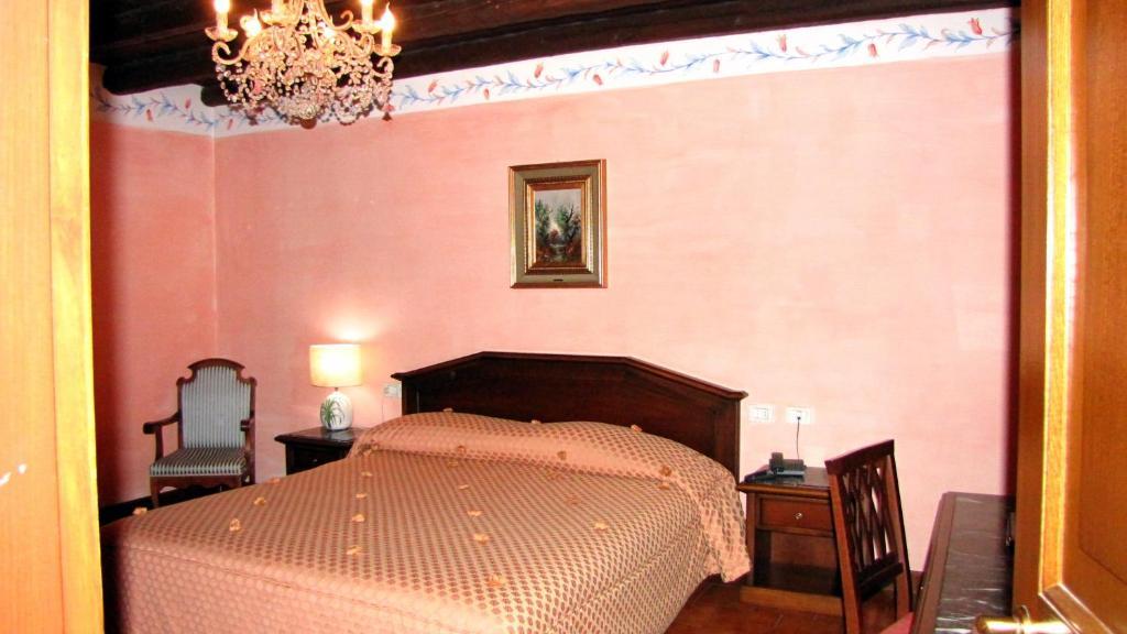 Agriturismo Cassinazza Orsenigo Номер фото